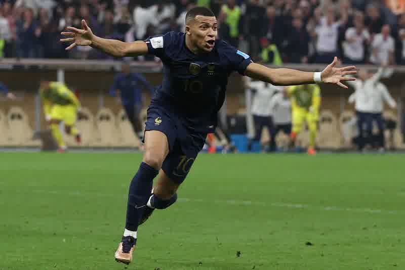 Mbappé knee injury false Real Madrid