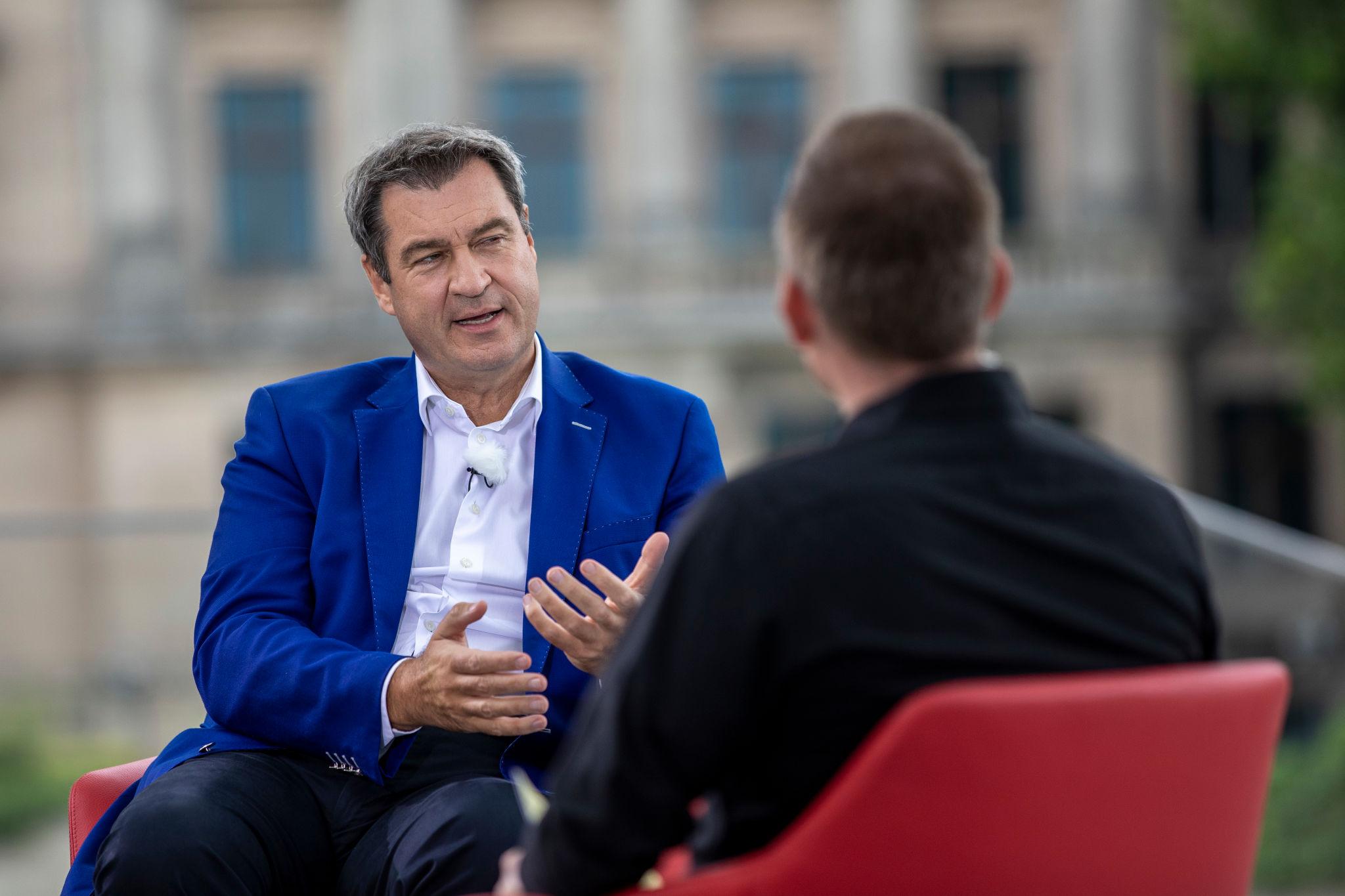 Söder Klamroth German TV interview