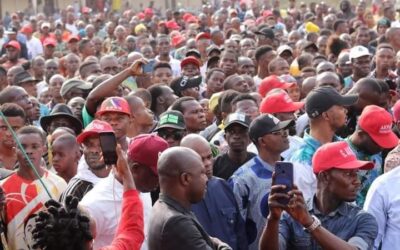 “Youths boo Abia lawmaker Alozie Munachim during political event”