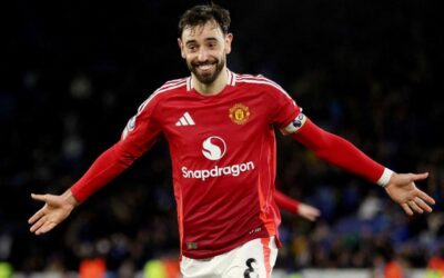 Bruno Fernandes wins Premier League Player of the Season