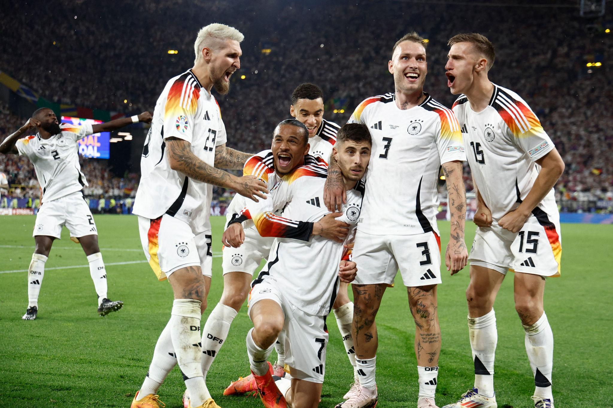DFB Pokal German cup football trophy stadium celebration