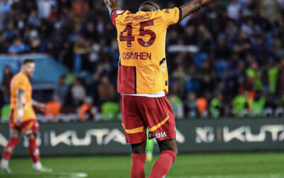 Victor Osimhen celebrating a goal for Galatasaray during a league match