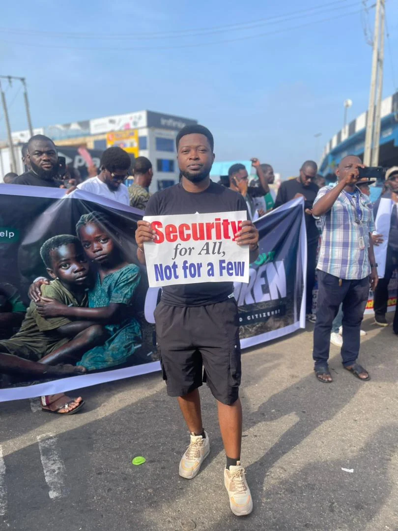 Protesters in Ibadan demand the release of abducted pupils and teachers in Oyo State.